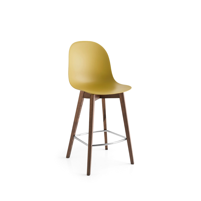 Tabouret scandinave en polypropylène et bois - 1672 Academy Connubia©