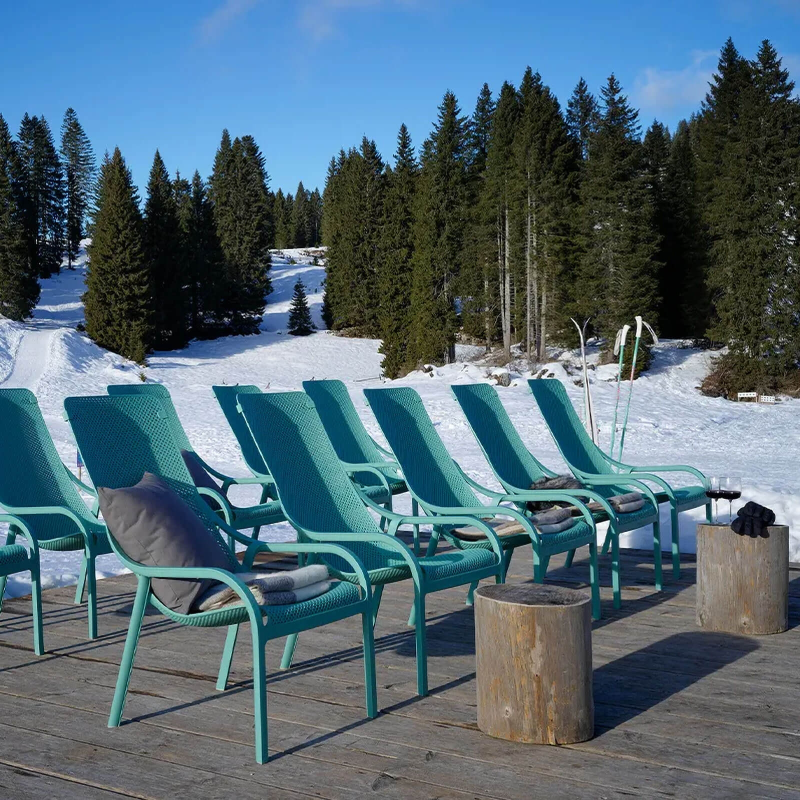Fauteuil lounge extérieur en polypropylène recyclable vert salice empilable - Net Lounge