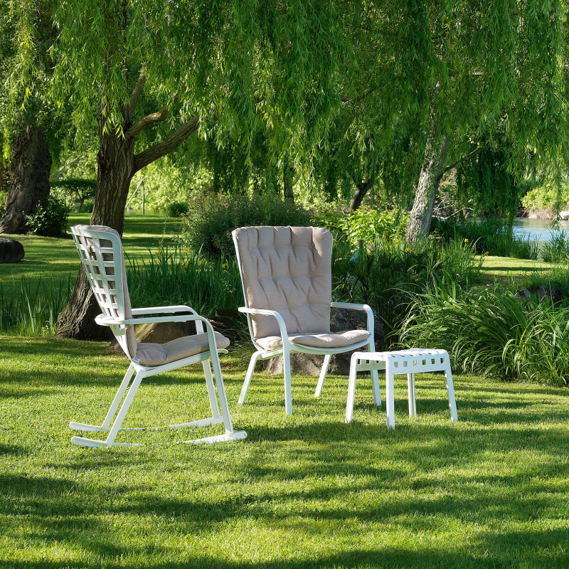 Fauteuil à bascule moderne de jardin réglable en polypropylène– Folio