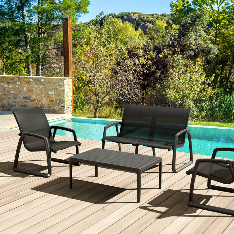 Table basse pour jardin contemporaine