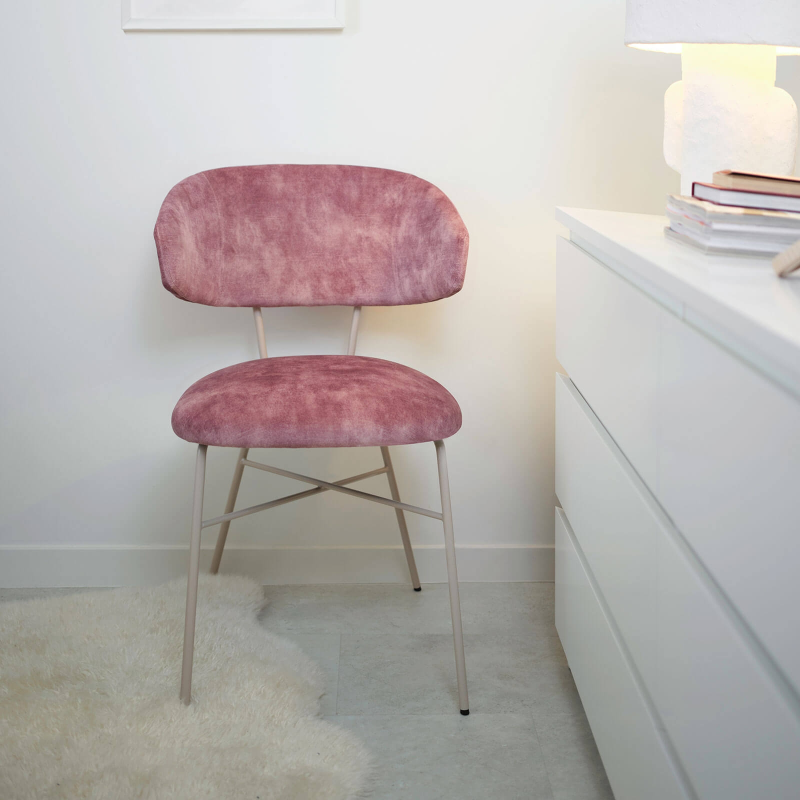 Fauteuil cosy en tissu rose avec pieds en métal - Toro Mobitec ®