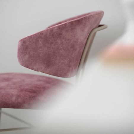 Fauteuil design en tissu avec pieds en métal - Toro Mobitec ®