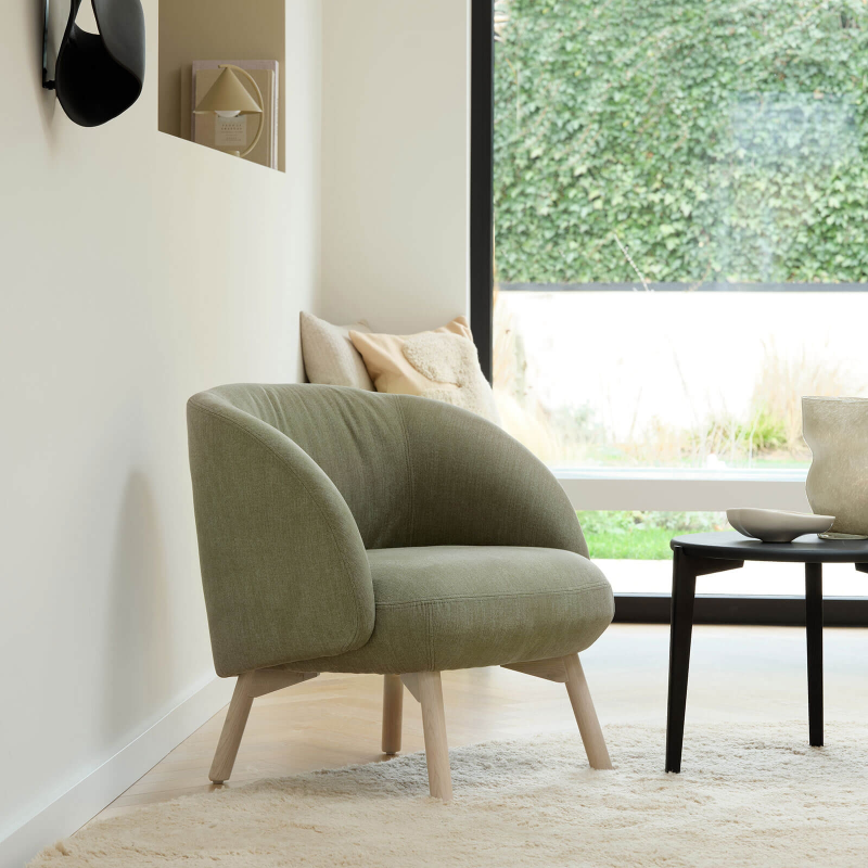 Fauteuil ultra confortable en tissu avec pieds en bois - Thalia Mobitec ®