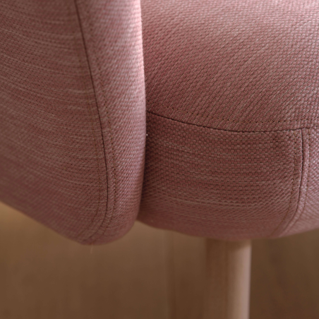 Banquette de salon en tissu rose avec pieds en bois naturel - Thalia Mobitec ®