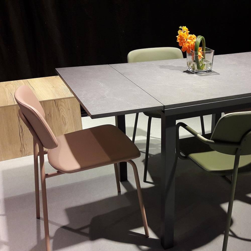 Table carrée extensible en stratifié pieds en métal - Vienna