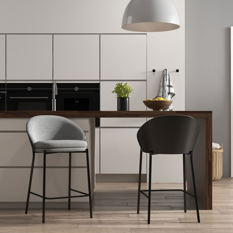 Tabouret snack bimatière en tissu gris avec dossier bois et pieds en métal - Sandro