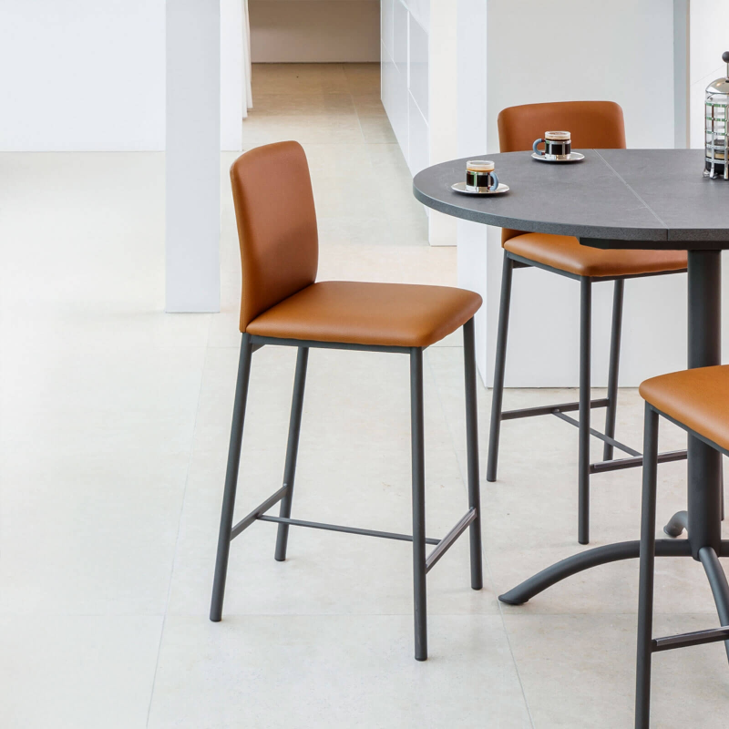 Tabouret hauteur snack en synthétique et métal - Loft