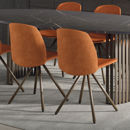 Chaise avec pieds en métal et assise en tissu marron - Fiona 2