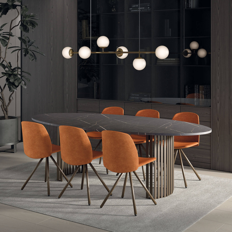 Chaise avec pieds en métal et assise en tissu - Fiona 2