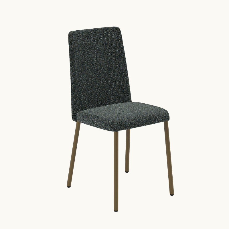 Chaise moderne en tissu et pieds en métal - Pierrot