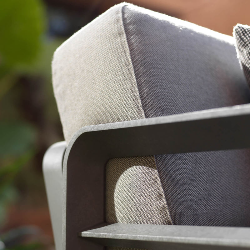 Fauteuil de jardin équipé d'un accoudoir configurable - Maximo elemento