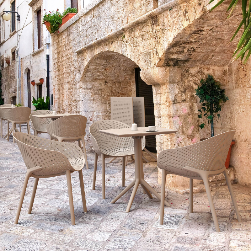 Fauteuil de jardin design en polypropylène taupe - Sky