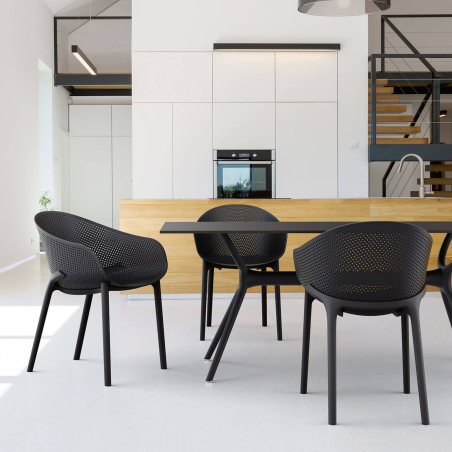 Fauteuil moderne en plastique noir - Sky