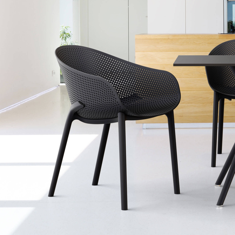 Fauteuil design en polypropylène noir - Sky
