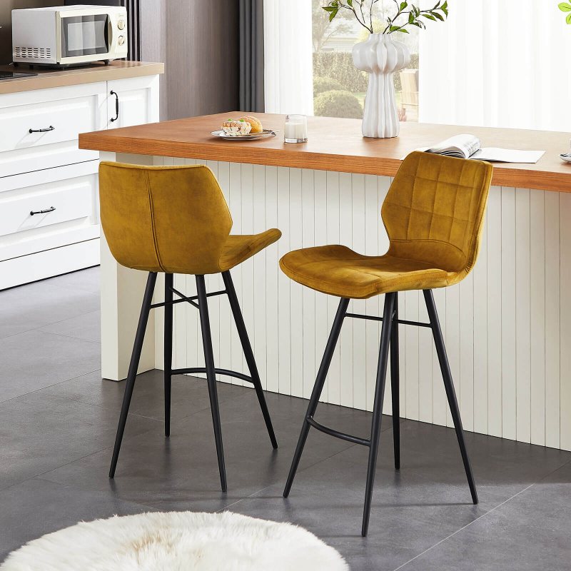 Tabouret moderne coque matelassée en velours et pieds en métal noir - Impia