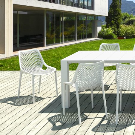 Chaise de jardin moderne ajourée en polypropylène blanc - Air