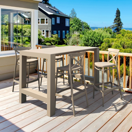Tabouret d'extérieur en plastique moderne