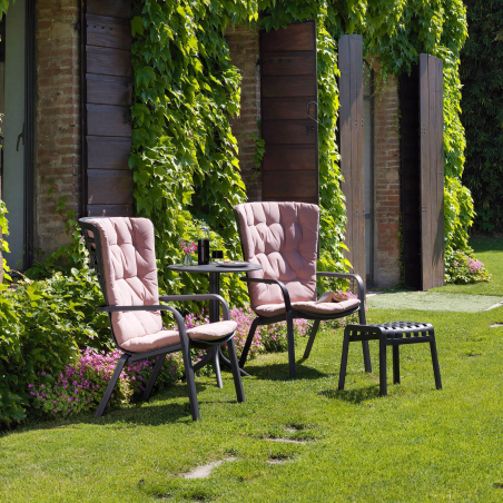 Fauteuil tendance de jardin empilable en polypropylène noir - Folio