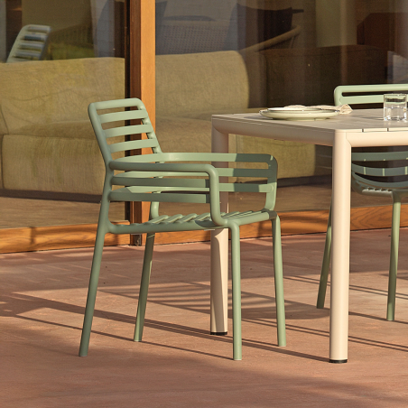 Fauteuil de jardin tendance empilable fabriqué en Italie - Doga