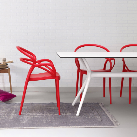 Fauteuil design en polypropylène rouge - Mila