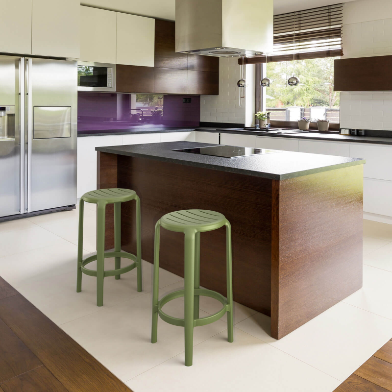 Tabouret snack sans dossier moderne en polypropylène vert - Tom