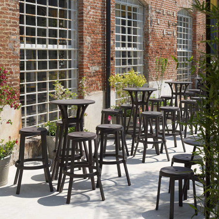Table extérieure ronde écologique coloris marron - Combo