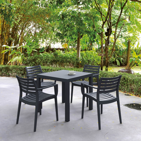 Table de terrasse carrée en plastique noir - Ares
