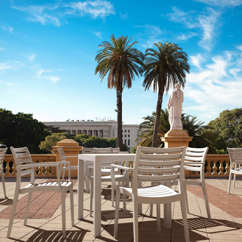 Table de terrasse carrée en polypropylène - Ares