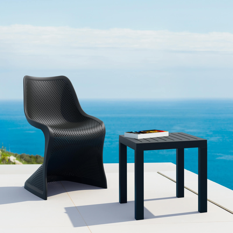 Table d'appoint carrée en résine noire pour jardin