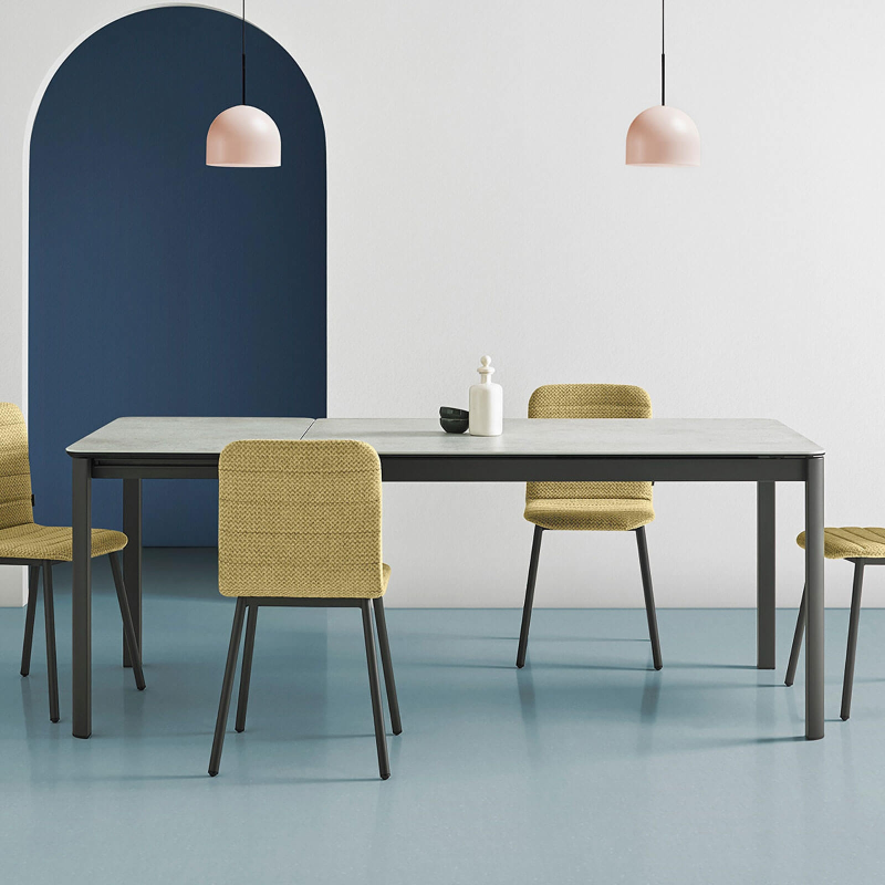 Table extensible imitation béton en céramique et pieds en métal - Pepper Mobliberica
