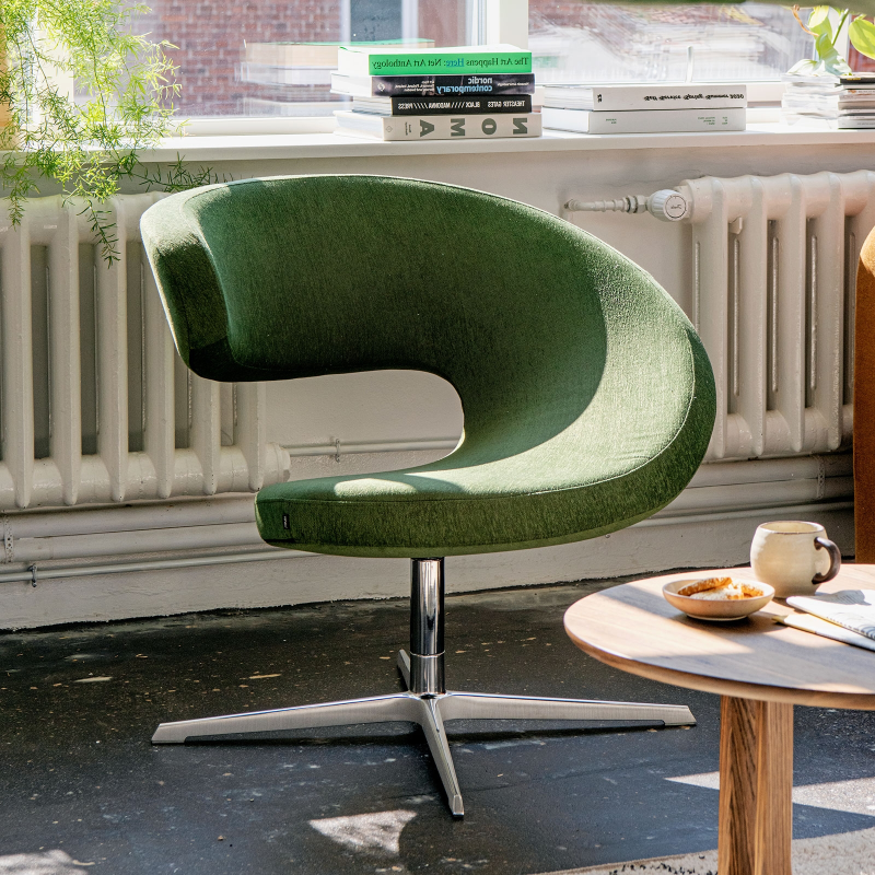 Fauteuil de relaxation design vert en tissu – Peel Club Varier®