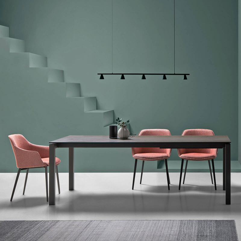 Fauteuil moderne en tissu rose avec pieds en métal - Kedua Mobliberica®