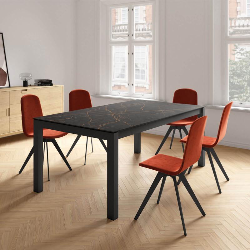 Table en Dekton avec pieds en bois massif - Lakera