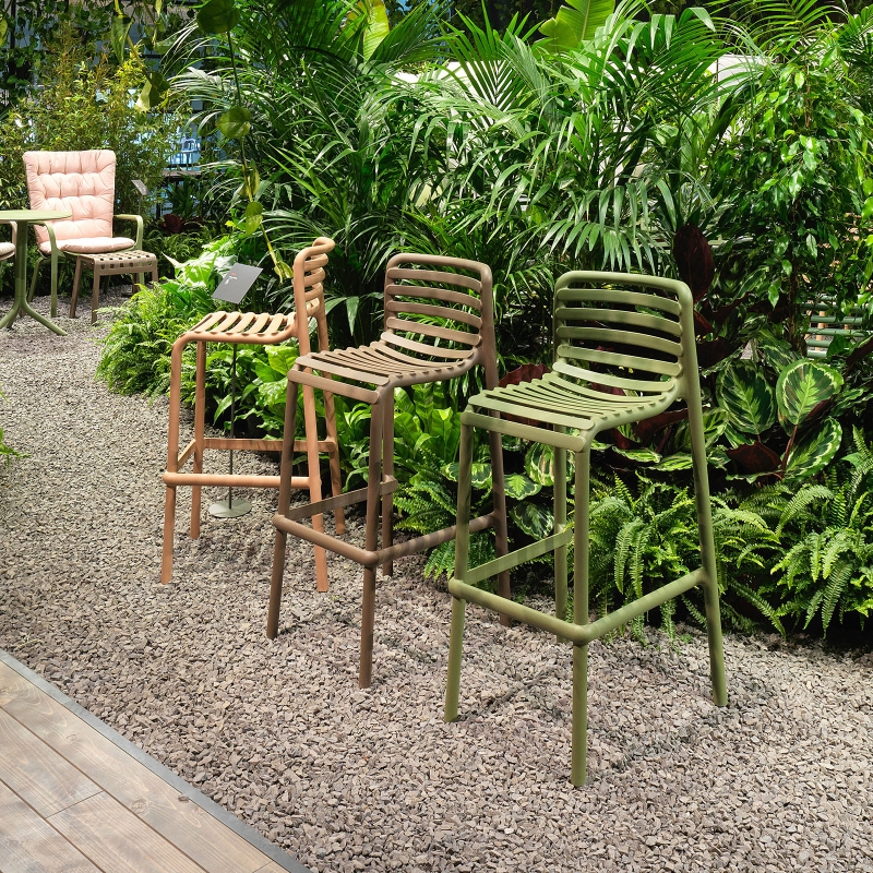 Doga - Tabouret de bar de jardin empilable en polypropylène