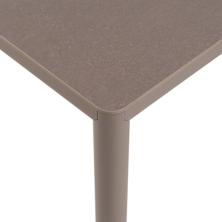 Piave - Table de jardin carrée en stratifié avec pieds en aluminium 