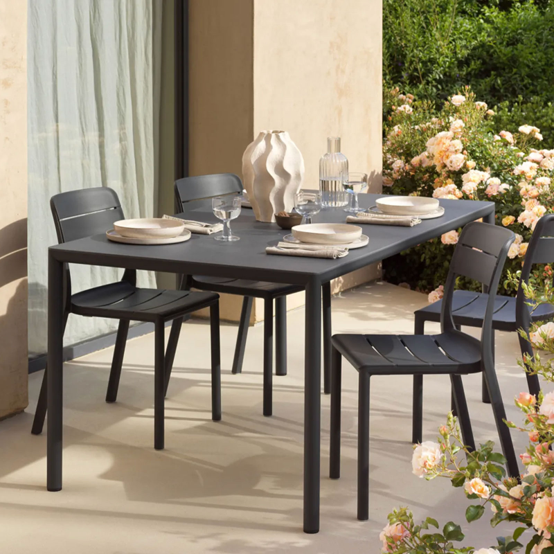 Piave - Table de jardin rectangulaire en stratifié avec pieds en aluminium