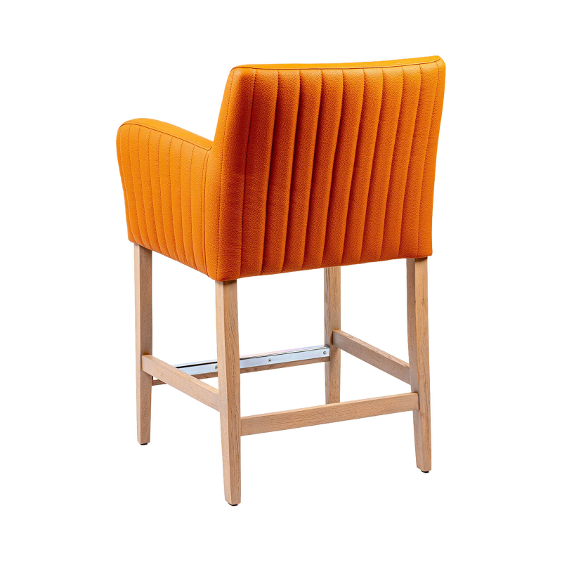 Moritz line - Tabouret snack avec accoudoirs et dos matelassé pieds en bois