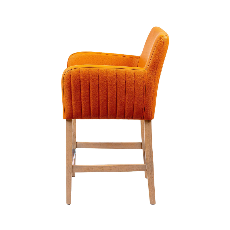 Moritz line - Tabouret snack avec accoudoirs et dos matelassé pieds en bois