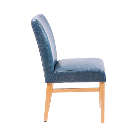 Fritz Line 40 - Chaise rembourrée avec dos matelassé et pieds en bois