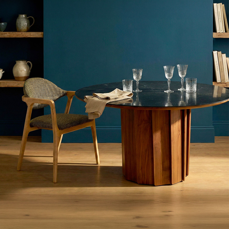 Volute - Table ronde en bois et céramique design