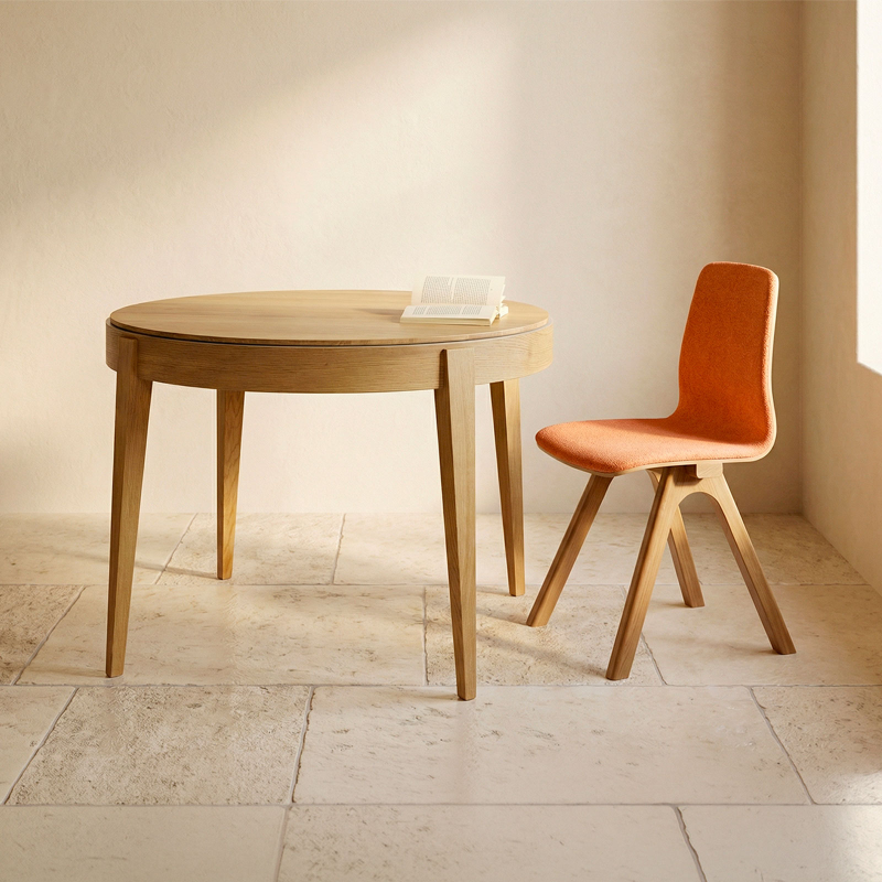 Liseré 355 - Table ronde en bois massif avec allonges