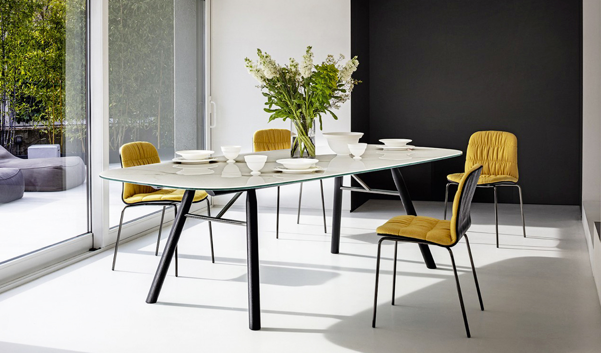 Table en céramique pour salle à manger