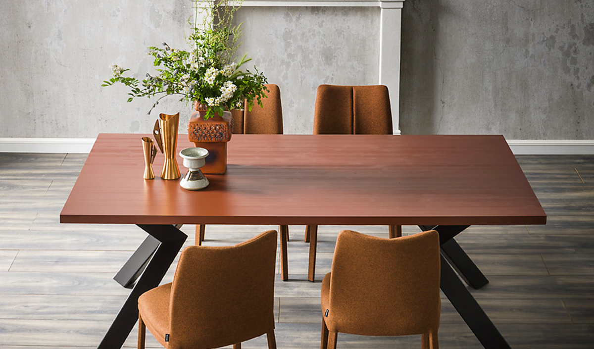 Table moderne de salle à manger