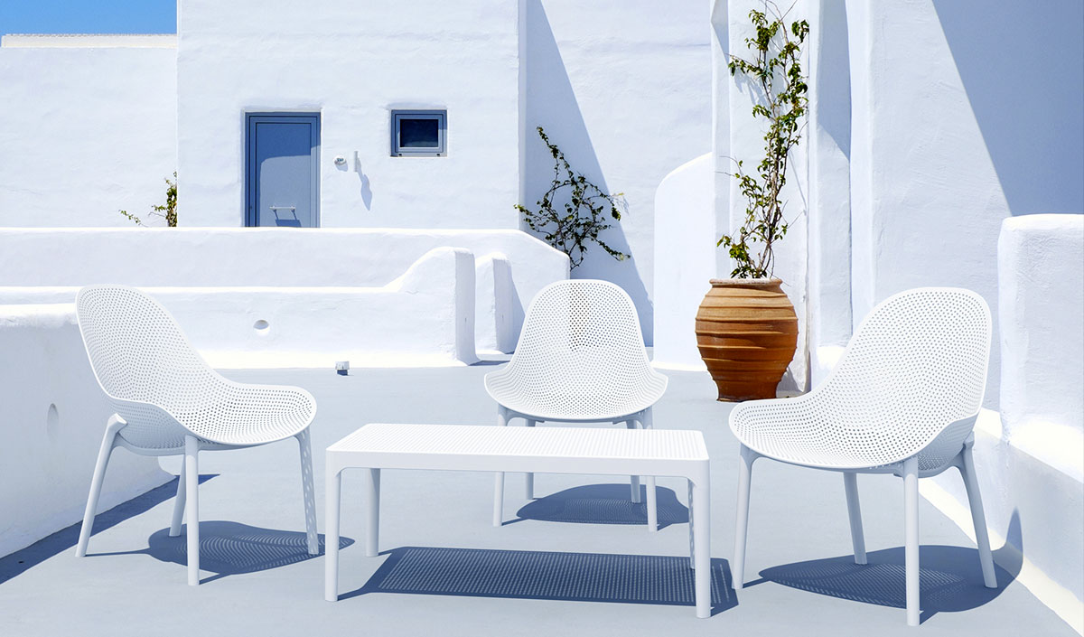 Mobilier design blanc : tendance jardin