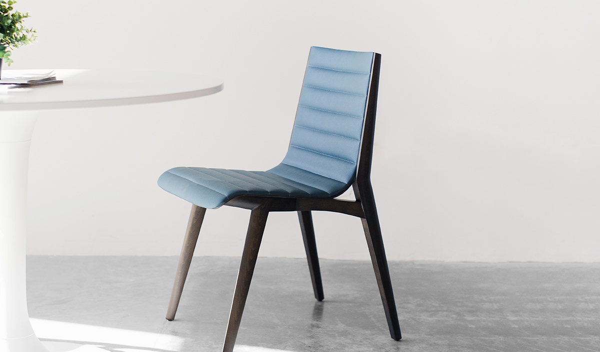 Forte corpulence : chaise de salle à manger confortable