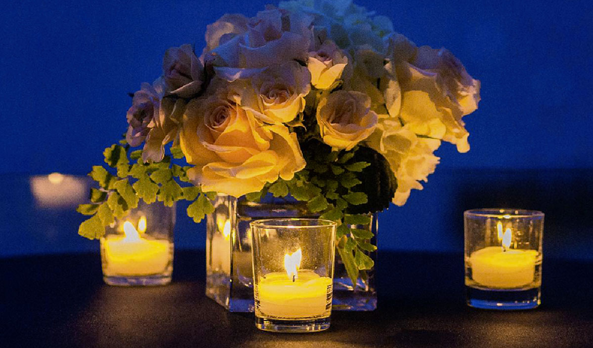 Des bougies pour une jolie déco de table pour la fête des amoureux