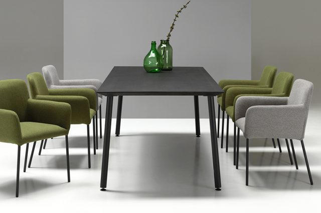 Comment nettoyer un fauteuil en tissu ?