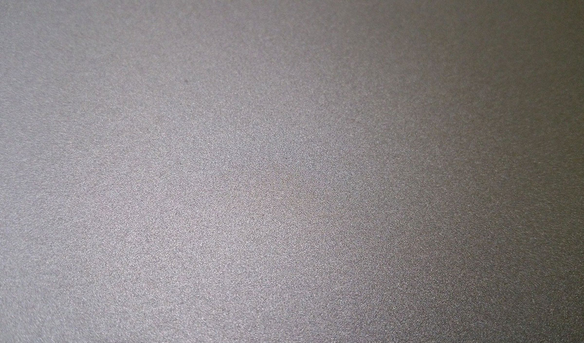 Métal satiné, la finition métallique résolument contemporaine