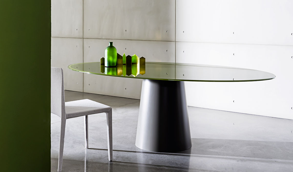 Table design Totem en acier satiné et verre
