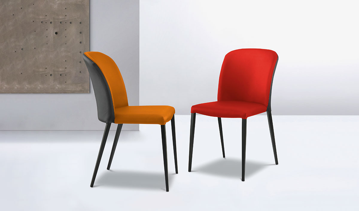 Chaises personnalisables : un grand choix de coloris selon vos envies !